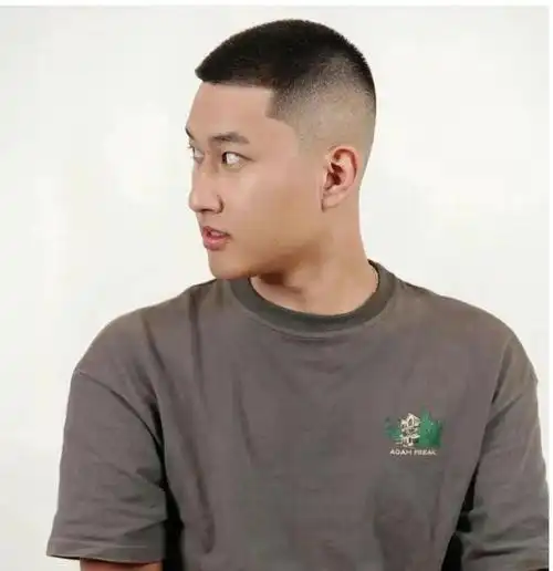 圆寸头,飞机头,男士半扎发,换个发型过夏天,真帅气