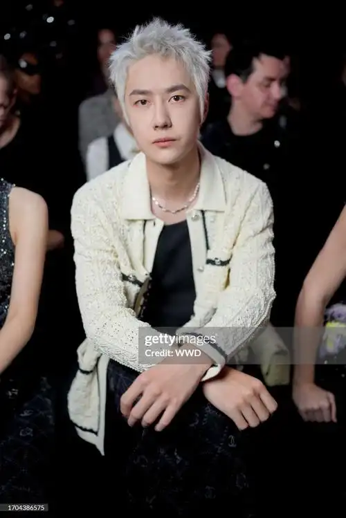 王一博巴黎时装周##王一博 香奈儿