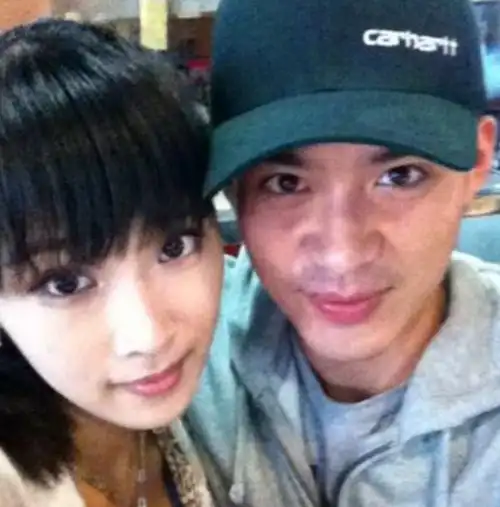 2016年奚望大学毕业两年,她先后出演了《食来孕转》和《于无声处》,还