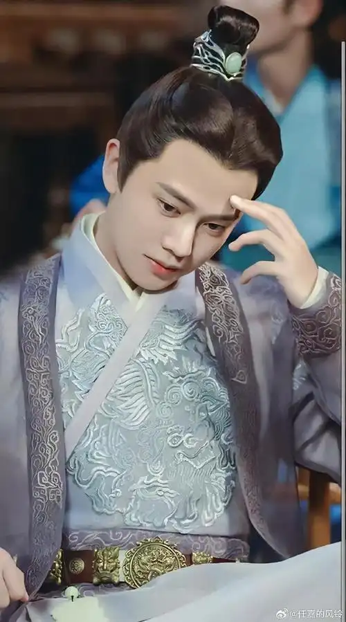 锦衣之下[超话]#陆绎永远是那个看见了还会心动的角色剧里酷帅狠廊创