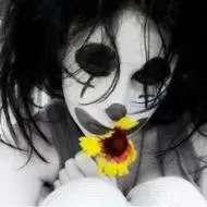 小丑头像半边哭半边笑图片伤感的似哭似笑小丑面具头像