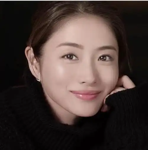 治愈系笑容的女明星