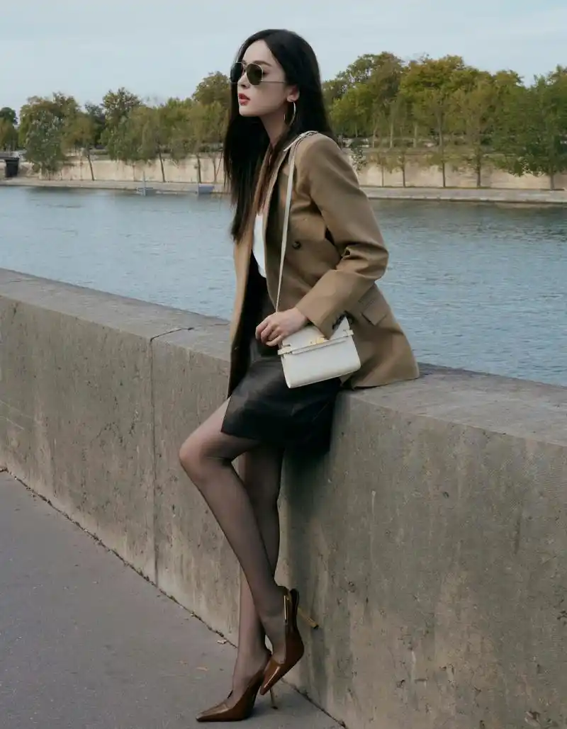 古力娜扎黑丝高跟鞋[色][色] #古力娜扎