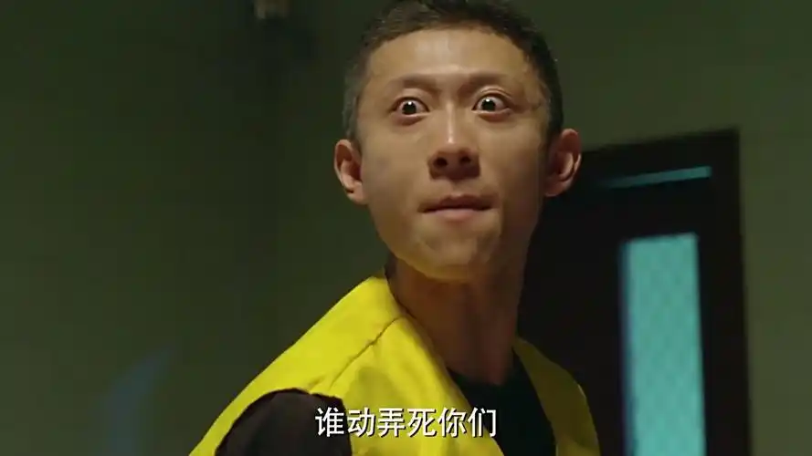 但是张一山却用扎实的演技撑起了整部电视剧的创作品质,把人物特性