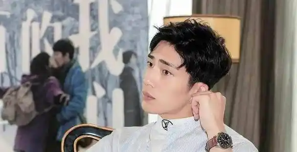 原创原创出生28天被遗弃奶奶捡破烂把他养大成名后父母却找上门来