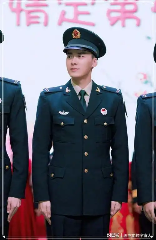 李易峰新片号手就位军装照曝光寸发精神干练颜值爆表