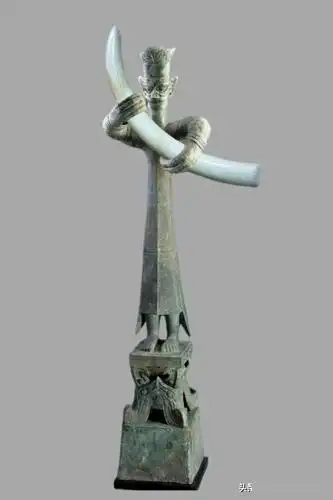 三星堆再现上百根象牙这些象牙哪来的考古专家可能来自异域