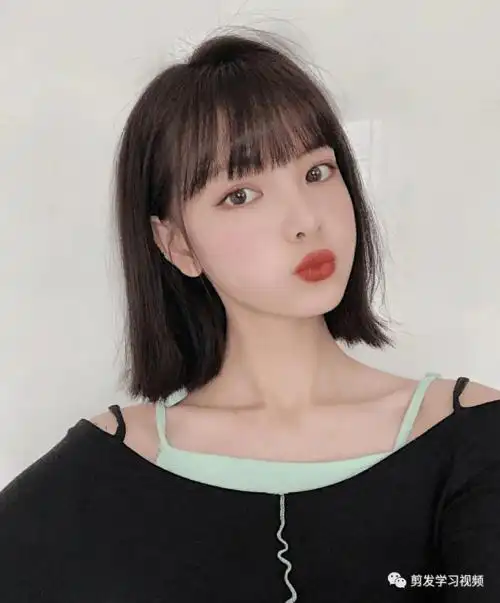 现在流行"减龄短发"50款