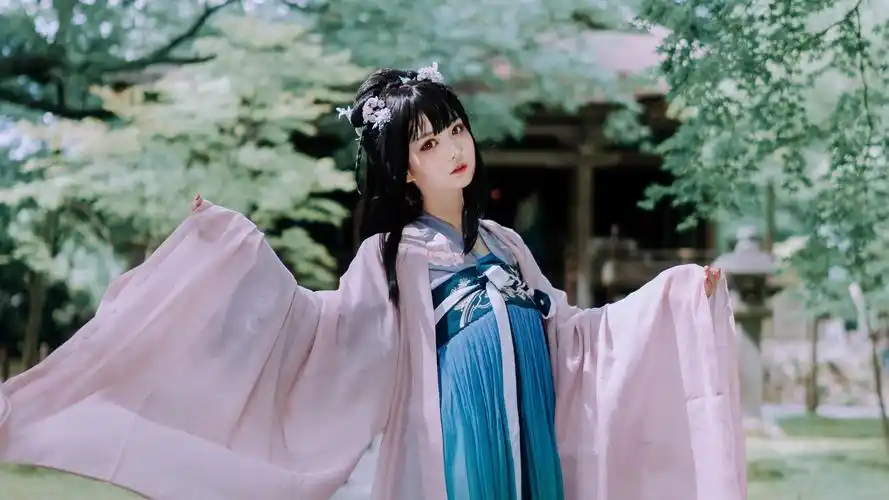 古装美女温婉如水唯美仙气写真