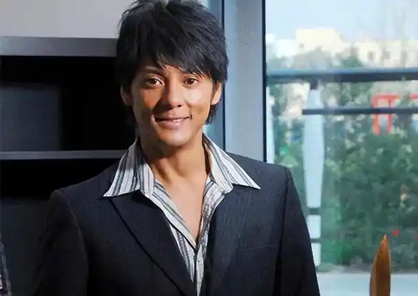 香港男演员老戏骨三十年代香港十大男星莫少聪罕露面发福变化大