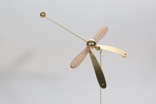 这只飞不走的"蜻蜓",为你找回童年的夏天