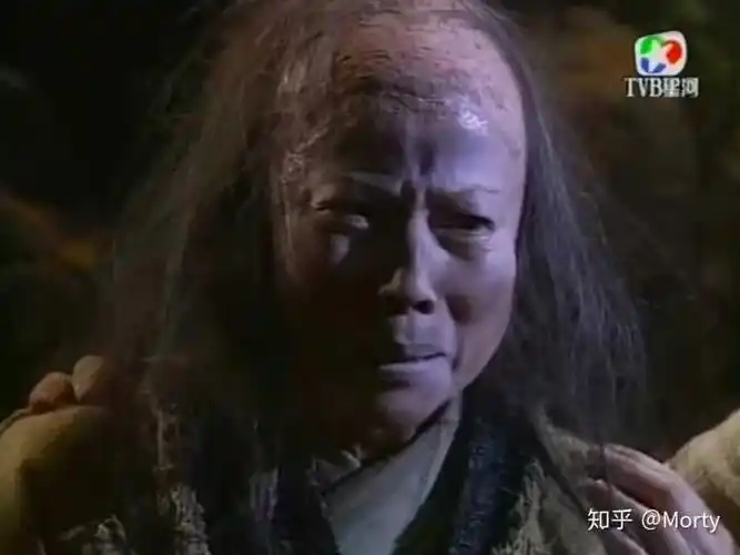 "反派专业户" 罗兰扮演的 裘千尺,"自毁形象",演技精湛,简直是一代人