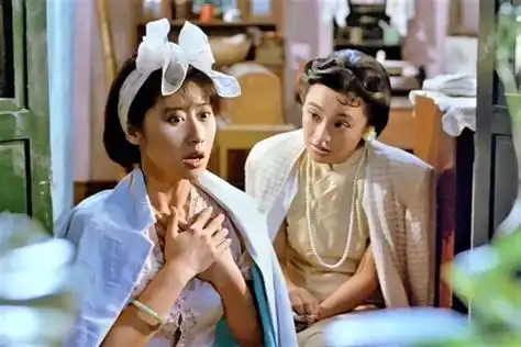 电影《上海之夜》剧照1986-1987年,叶蒨文受邀与林青霞,王祖贤联袂