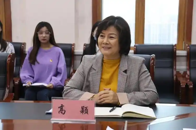 我与党委书记面对面共话青春成长