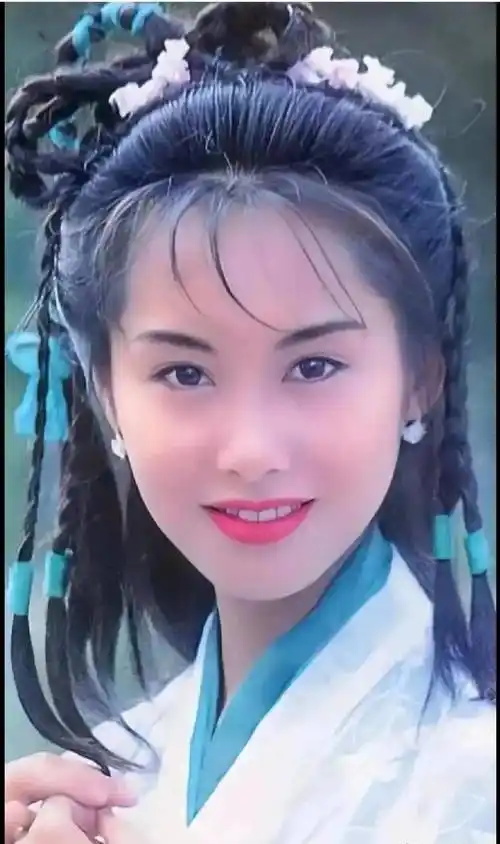 52岁朱茵现状曝光,喜欢居住在深山中,不受外界的干扰