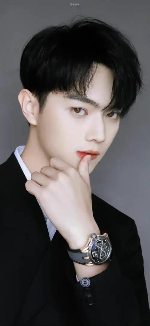 许凯cr. 五珀低鸣 - 堆糖,美图壁纸兴趣社区