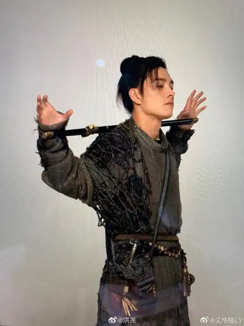 洪尧[超话]# 快看大哥新剧骊歌行呀洪. 来自艾格格ly - 微博