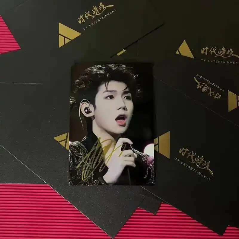 王源 亲签亲笔签名照 一张 #亲笔签名 #王源 ##追星 - 抖音