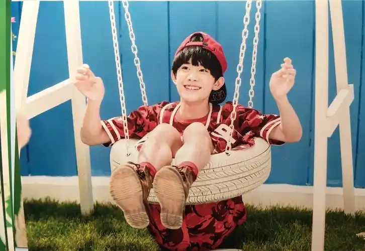 tfboys青春无敌运动风写真_最爱的六个字母
