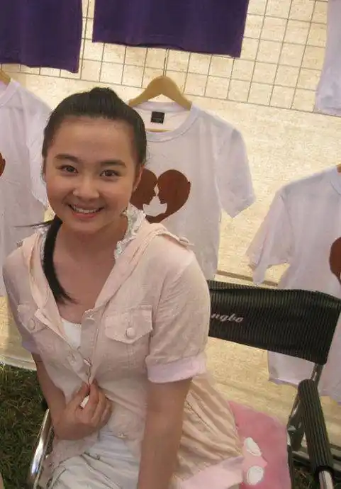 杨丽晓,在《少年包青天3》中饰演小狸,如今逆袭美得不可方物