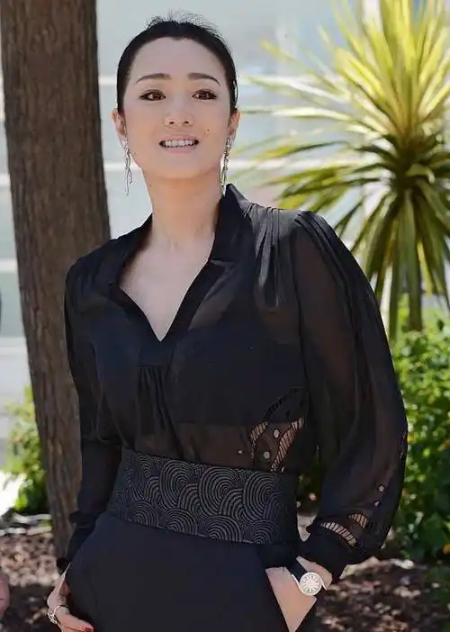 巩俐:这个被称为"皇"的女人,为何多年来无人能超越?