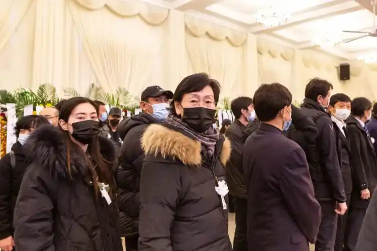 赵植萍长文记录大连万达将士送别恩师迟尚斌全过程,迟导女儿一语尽显