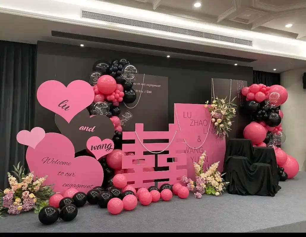 新式气球婚宴.#场景布置 #订婚宴布置 #活动策划布置 #美 - 抖音