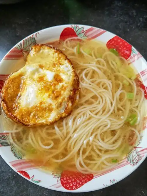 来来来干了这碗清汤长寿面