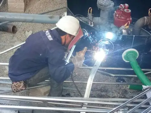 静电接地扁铁焊接