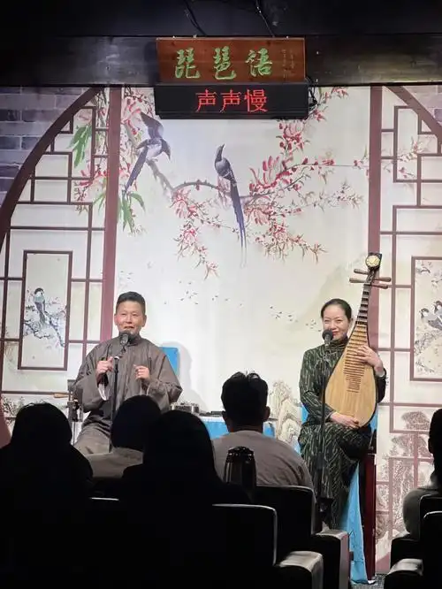 苏州探店来苏州平江路一定要听一曲吴亮莹