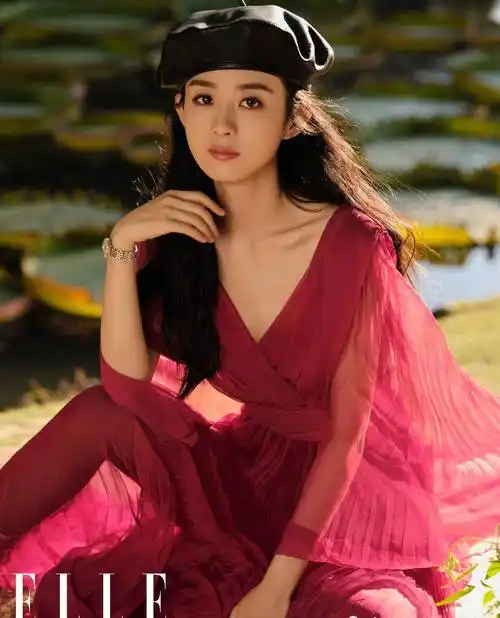 赵丽颖最新杂志大片来了!这一次,她自己来承包鱼塘_阳光_时尚_感觉