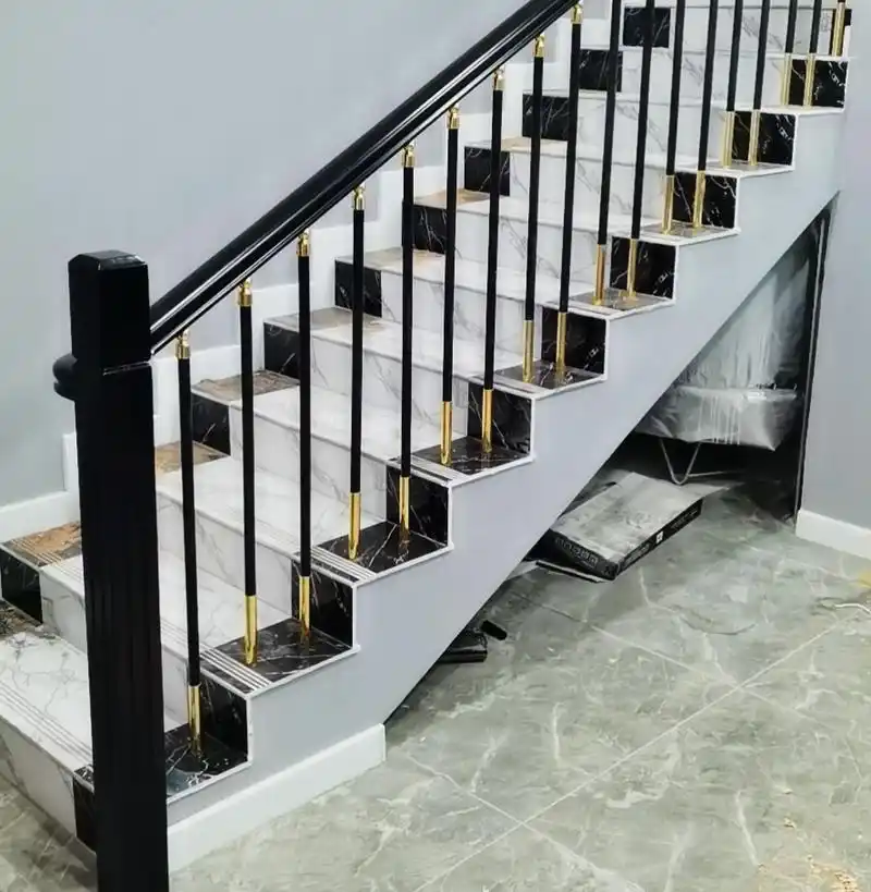 楼梯扶手现代实木铁艺现代轻奢欧式护栏手立柱室内护栏别墅金箍棒