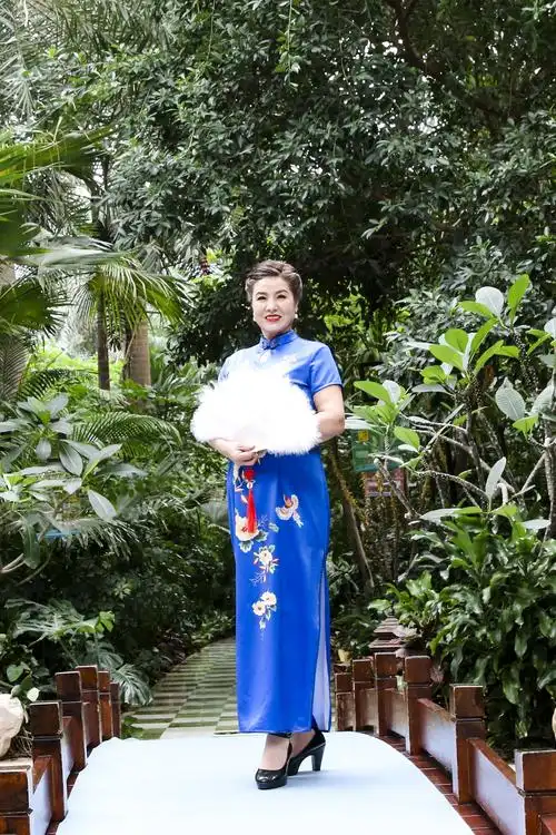 魅力旗袍 风情无限