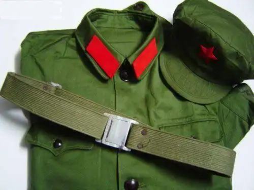 解放军最牛军装:产量高达9亿套,装备40个国家,你觉得好看吗