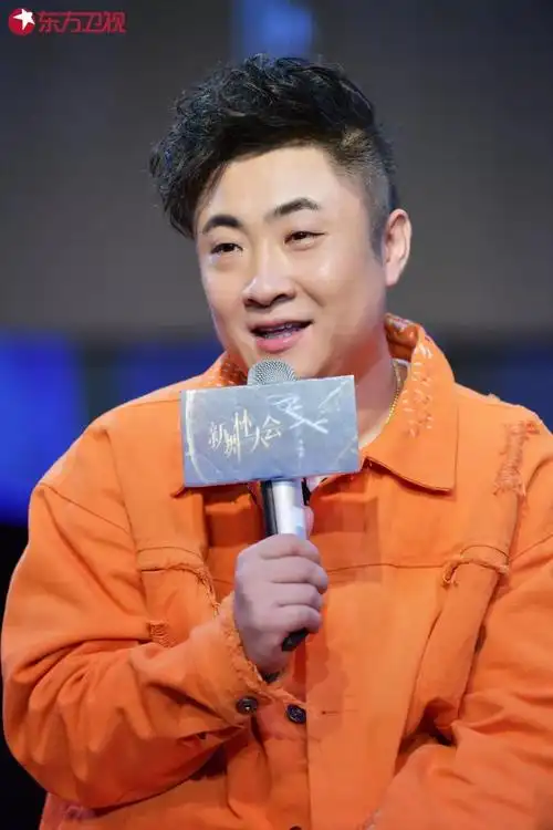 吴莫愁乔杉体重曝光 自带笑点成《新舞林》"欢乐担当"