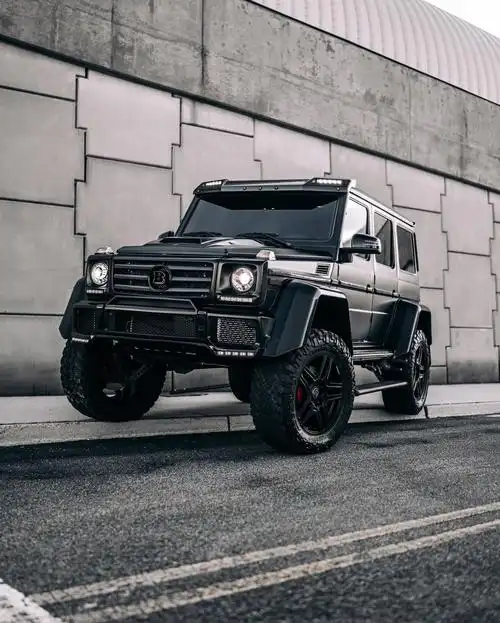图 brabus g500 4x4 威武霸气.