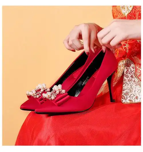 wang红色婚鞋女2020年新款新娘鞋中式秀禾服结婚鞋水晶高跟鞋 香槟色