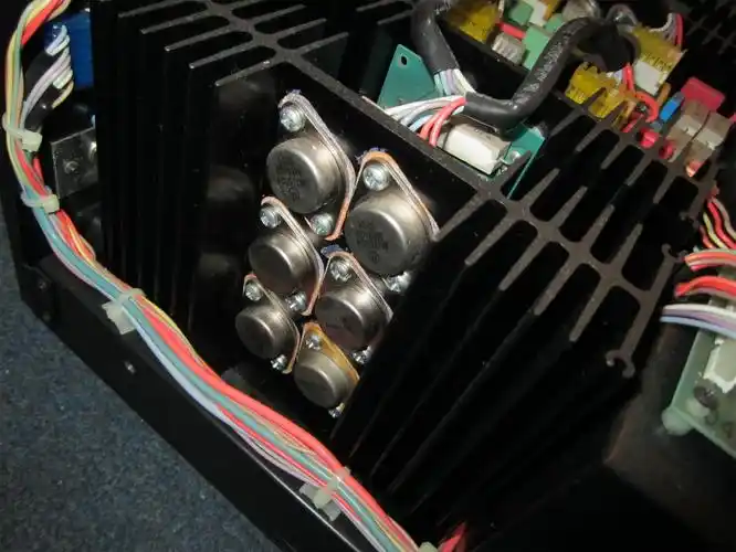 麦景图mclntosh mc7300后级