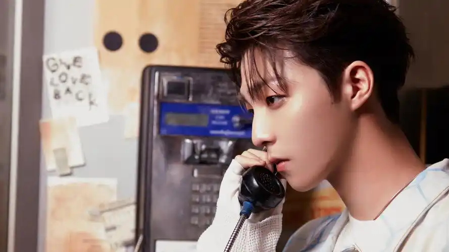 陈立农我梦见你mv花絮桌面壁纸壁纸