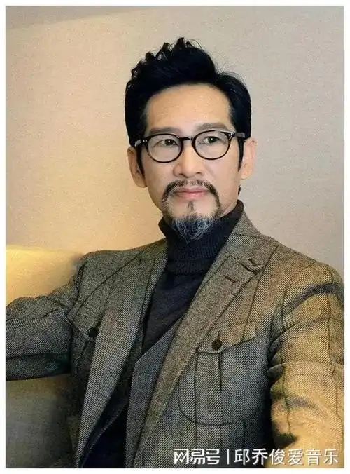 配角专业户王劲松:一句"不要脸",撕开多少明星的遮羞布|傅彪|演员|老