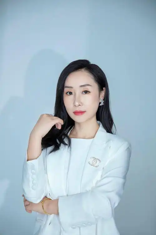 白雪新歌爱的力量感恩你的到来给予我无限的勇气