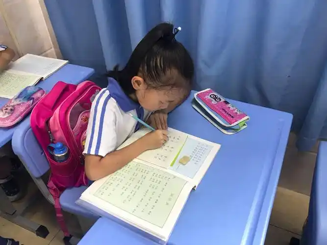 今天中午进教室就认真写作业(9.17) - 美篇