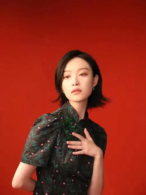 倪妮你们喜欢短发的她么