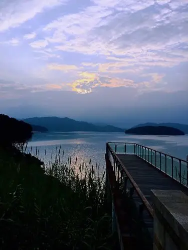 千岛湖风景区(走着瞧手机拍摄照片52张)2018年11月,配曲(长长的路慢慢