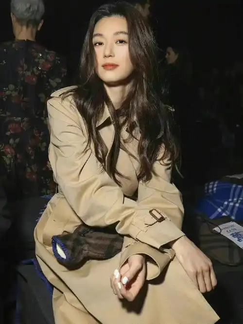 野蛮女友千颂伊回来了