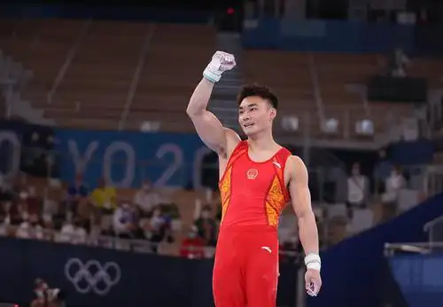 体操孙炜获男子个人全能第四名