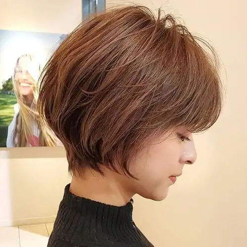 从戚薇的波波头发型看今年流行的气质短发选对发型更有女神范