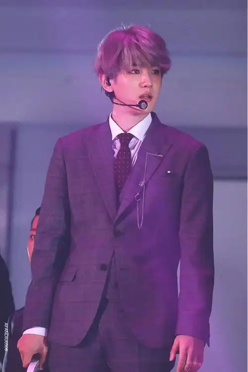 2017年12月20日 11:36   关注  边伯贤 明星 美男 高清 壁纸 评论