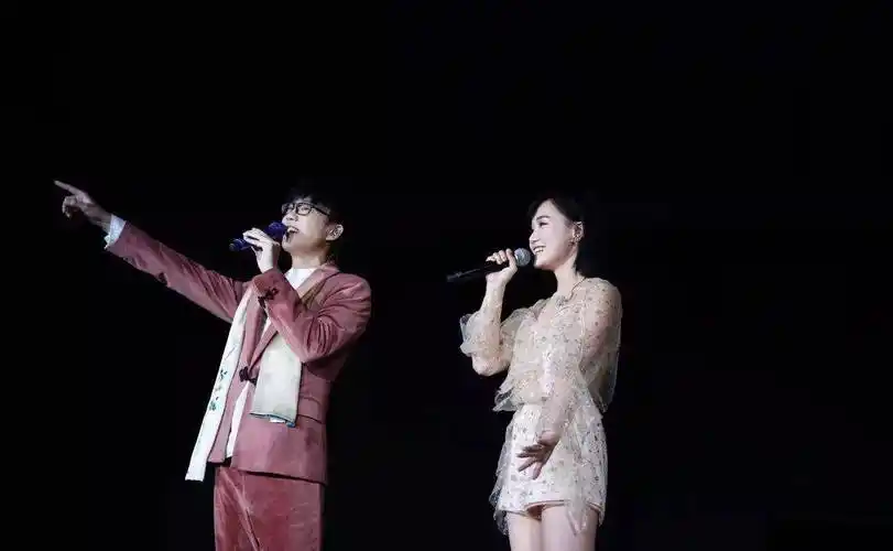 低调才子许嵩,不想被娱乐,单纯做音乐一样有出路!_黄龄_微博_评论