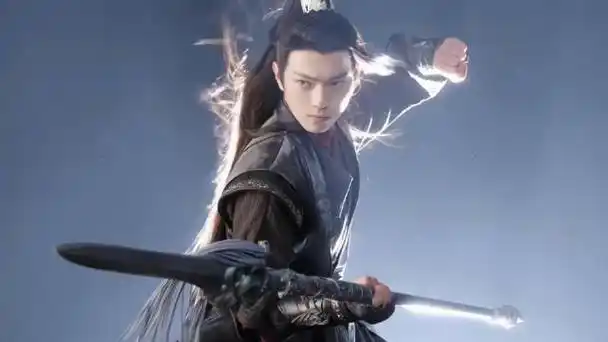 许凯的打戏真的会看上瘾的好吧古装挥舞剑的画面谁看谁心动吧